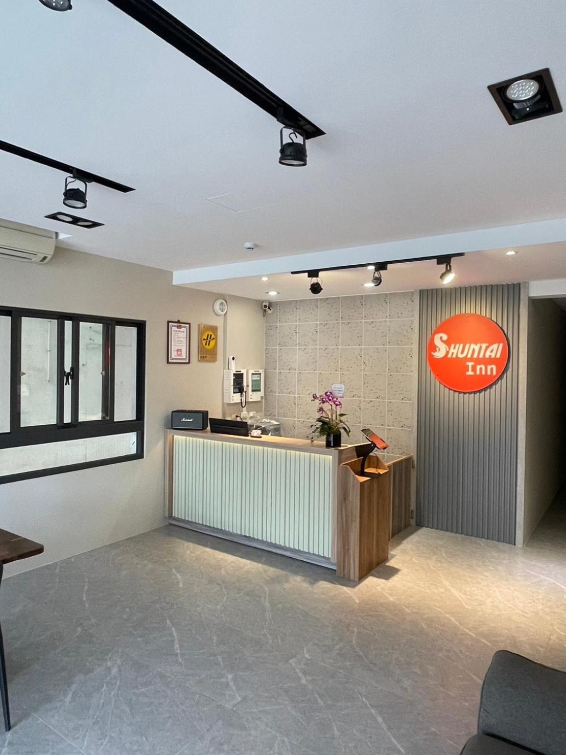 Shuntai Inn Fengshan  Ngoại thất bức ảnh